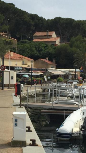 Apartamento Little Garden Saint-Cyr-sur-Mer Exterior foto